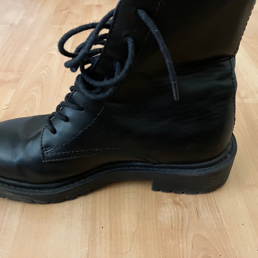 Black Flat Boots - image 1